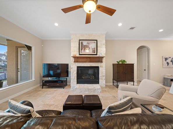 12323 Longmire Cove, Conroe TX 77304