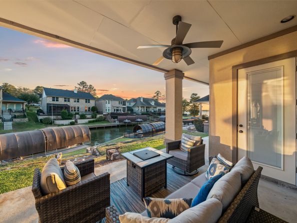 12323 Longmire Cove, Conroe TX 77304