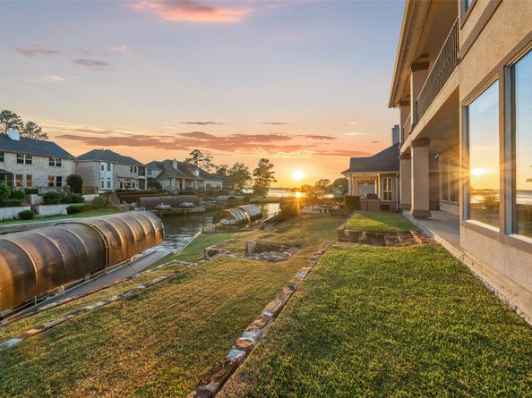 12323 Longmire Cove, Conroe TX 77304