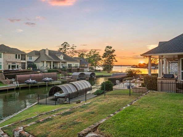 12323 Longmire Cove, Conroe TX 77304