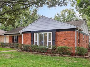 12318 Renwick Drive, Houston TX 77035