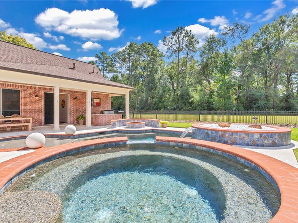 13723 Greenwood Lane S, Houston TX 77044