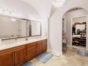 1425 Knox Street, Houston TX 77007