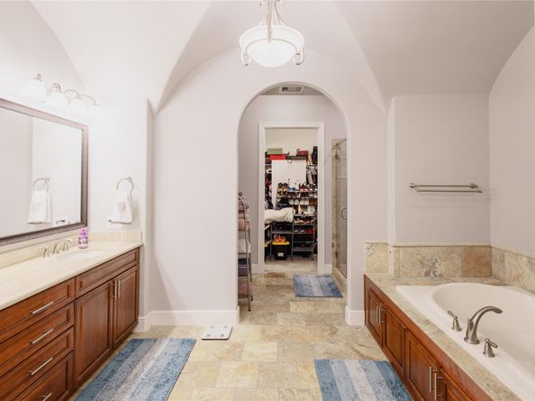 1425 Knox Street, Houston TX 77007