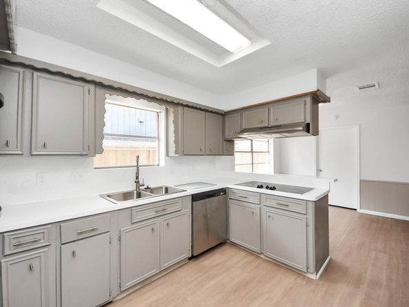 6222 Vicki John Drive, Houston TX 77096