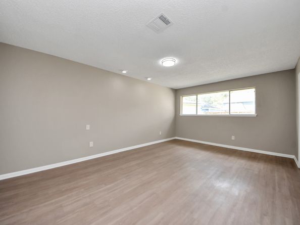 6222 Vicki John Drive, Houston TX 77096