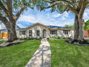 6222 Vicki John Drive, Houston TX 77096