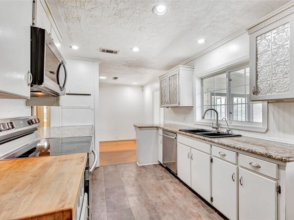 3019 Stally Street, Houston TX 77092