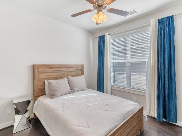 3013 Bell Street, Houston TX 77003