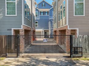 3013 Bell Street, Houston TX 77003