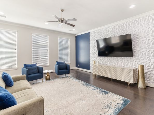 3013 Bell Street, Houston TX 77003