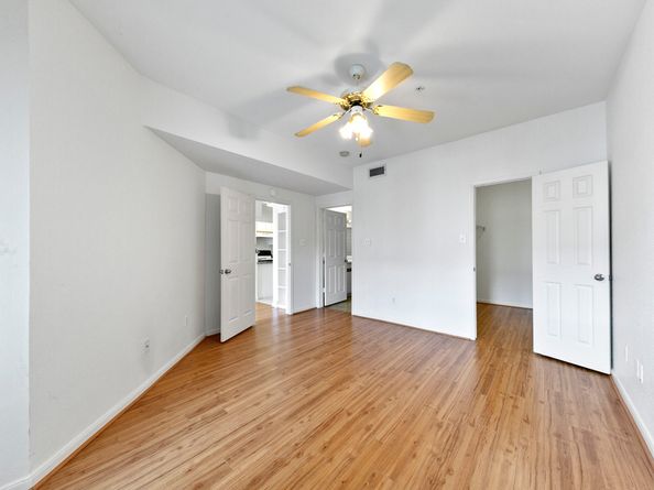 1330 Old Spanish Trail 8304, Houston TX 77054