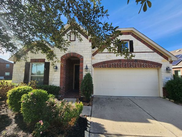 9511 Jayci Hills Lane, Cypress TX 77433