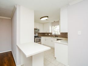11610 Cypresswood Drive, Houston TX 77070