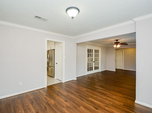 11610 Cypresswood Drive, Houston TX 77070