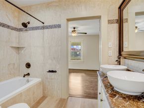 610 Columbia Street, Houston TX 77007