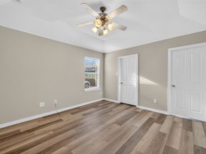 16758 Mammoth Springs Drive, Houston TX 77095