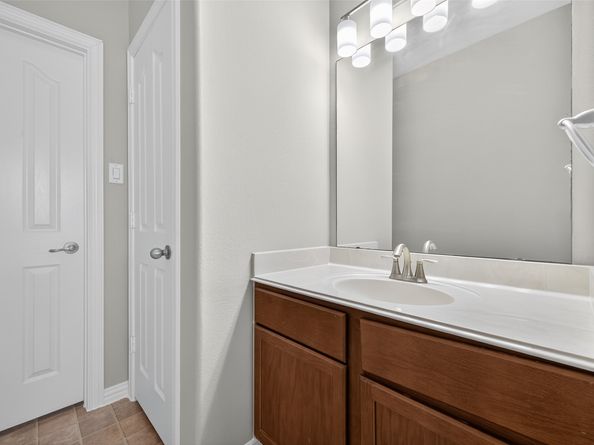 16758 Mammoth Springs Drive, Houston TX 77095