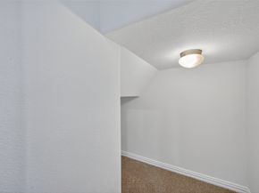 16758 Mammoth Springs Drive, Houston TX 77095