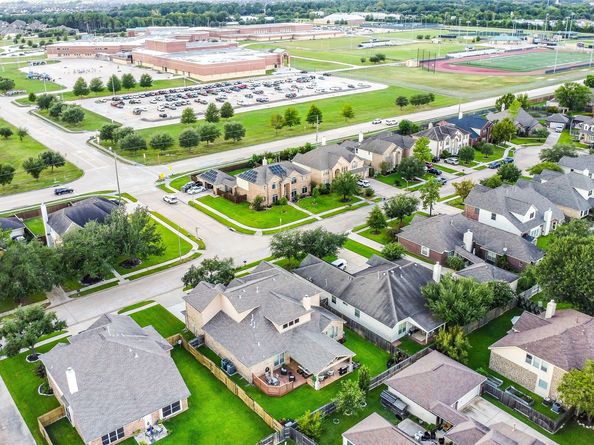 19006 Rustling Ridge Lane, Tomball TX 77377