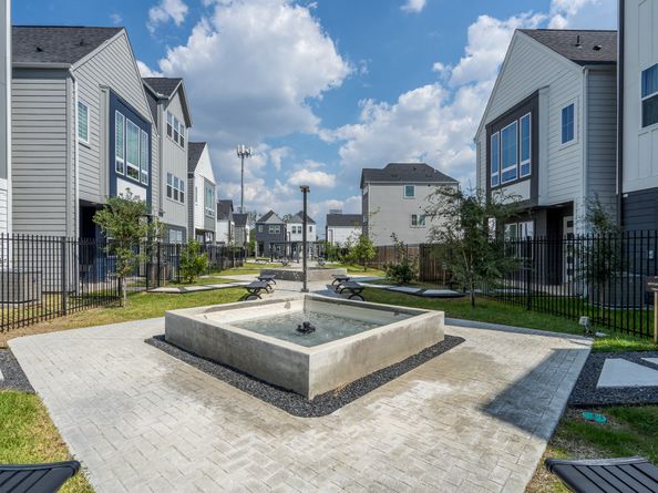 8324 Springwood Canyon Lane, Houston TX 77055