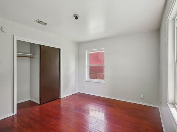 8630 Anacortes Street, Houston TX 77061