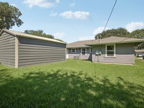 8630 Anacortes Street, Houston TX 77061