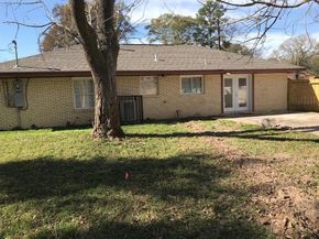 6001 Bretshire Drive, Houston TX 77016