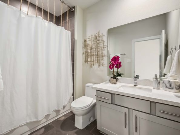 9504 Retriever Way, Houston TX 77055