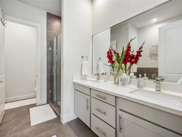 9504 Retriever Way, Houston TX 77055