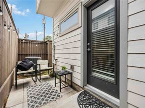 9504 Retriever Way, Houston TX 77055