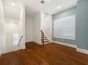 2020 Sabine Street, Houston TX 77007
