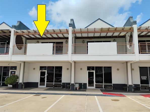 9788 Clarewood Drive 106, Houston TX 77036