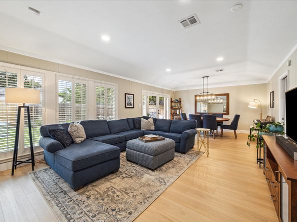 10002 Wickersham Lane, Houston TX 77042