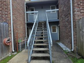 9550 Deering Drive 408, Houston TX 77036