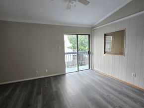 9550 Deering Drive 408, Houston TX 77036