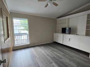 9550 Deering Drive 408, Houston TX 77036