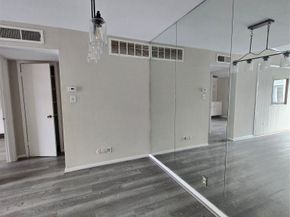 9550 Deering Drive 408, Houston TX 77036