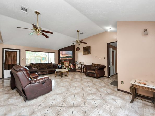 6714 Addicks Clodine Road, Houston TX 77083