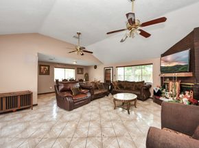 6714 Addicks Clodine Road, Houston TX 77083