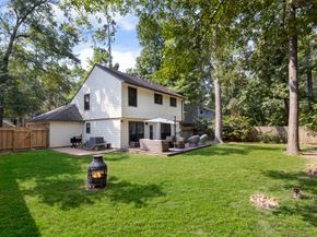 38 Cricket Hollow Place, The Woodlands TX 77381