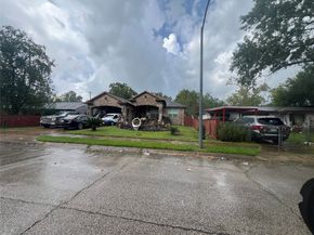 5771 Belarbor Street, Houston TX 77033