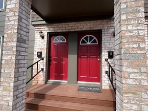 5922 Fairdale Lane, Houston TX 77057