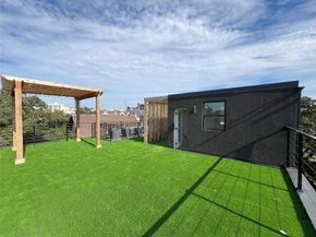 214 Welch Street, Houston TX 77006