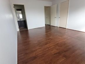 7213 Beechnut Street D, Houston TX 77074