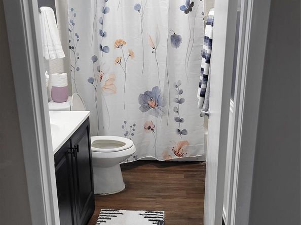 7213 Beechnut Street D, Houston TX 77074