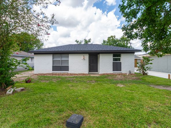9119 Barton Street, Houston TX 77075