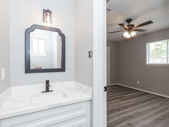 9119 Barton Street, Houston TX 77075