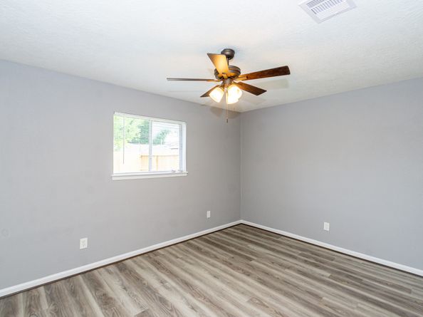 9119 Barton Street, Houston TX 77075