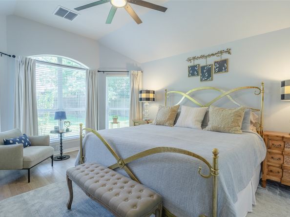 18 Westward Ridge Place, The Woodlands TX 77384
